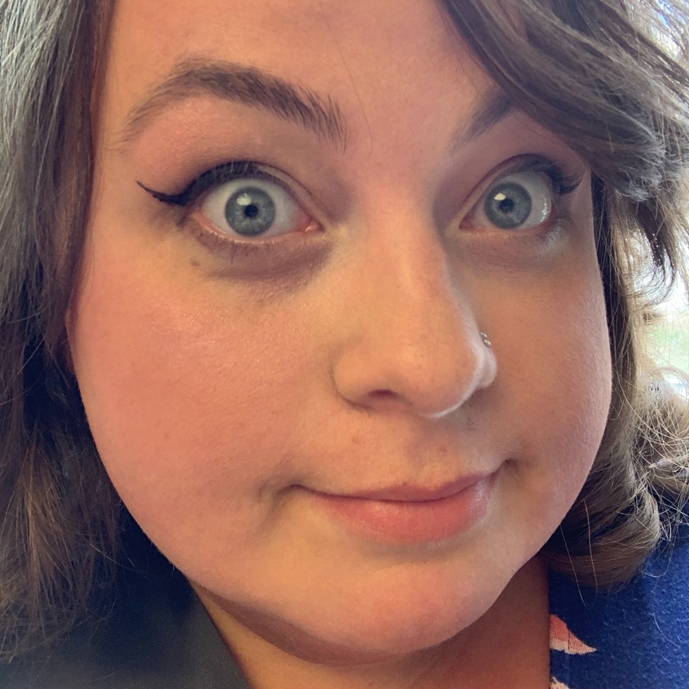 Meet your Posher, Leah